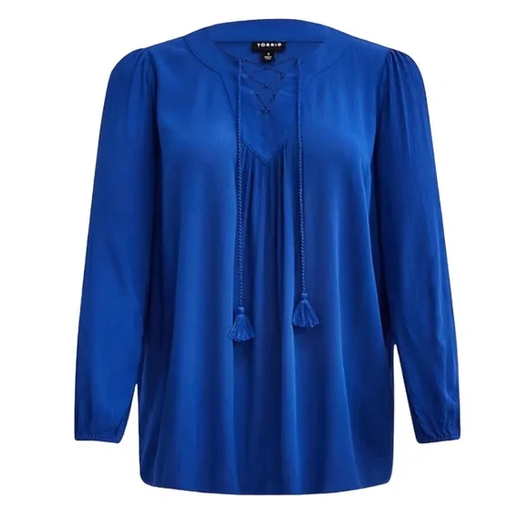 NWT Torrid Plus Crinkle Gauze Lace-Up Top Size 0 (12) in Surf the Web (Blue) - Picture 5 of 8